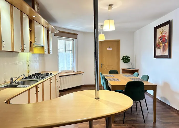 Duze Mieszkanie Minuta Do Monte Cassino 公寓